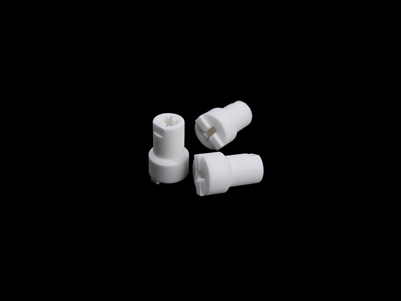 氧化鋁陶（táo）瓷加工要（yào）注意哪些問（wèn）題?