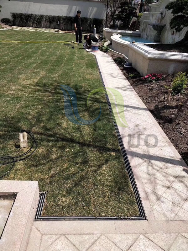 HDPE縫（féng）隙式排水溝施工案例